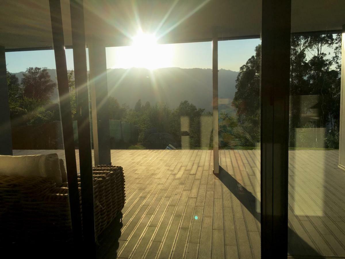 The Green Roof House วีเอย์รา ดู มีโญ ภายนอก รูปภาพ
